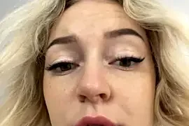 Melissa__mur nude pussy closeups on cam for live sex video chat