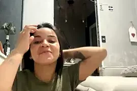 BeatrizKyle24 nude pussy closeups on cam for live sex video chat