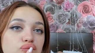 Naomi-lii nude before cam – live sex chat