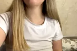 Caramellees nude closeups on webcam for live sex video chat