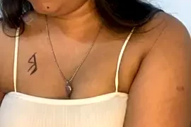 ChokyRehana nude closeups on webcam for live sex video chat