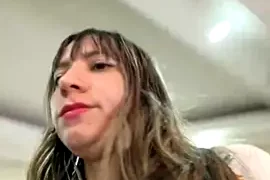 GoldenVeronica nude closeups on webcam for live sex video chat
