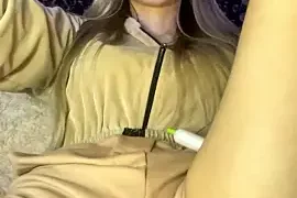 _HollyWay_ nude closeups on webcam for live sex video chat