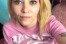 Hottiewithabody26 nude closeups on webcam for live sex video chat