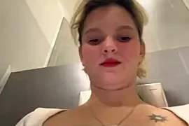 Leonagik nude closeups on webcam for live sex video chat