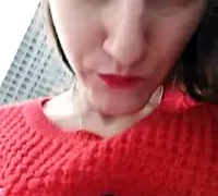 RiskyLola nude closeups on webcam for live sex video chat