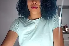 smile_0pen nude closeups on webcam for live sex video chat