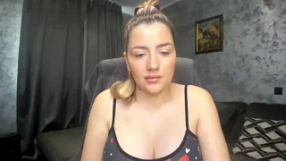 AnnaHei nude closeups on webcam for live sex video chat