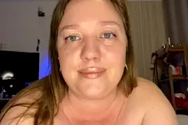 BBWOOW nude closeups on webcam for live sex video chat
