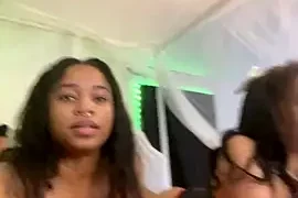 Kayla_Ari nude closeups on webcam for live sex video chat