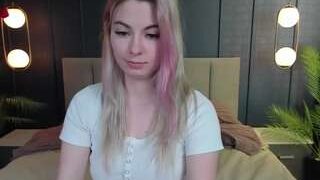 MiaKhalfa nude before webcamcam – live sex chat