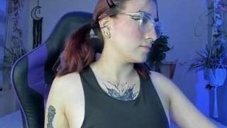 Freckl3s nude before webcamcam – live sex chat