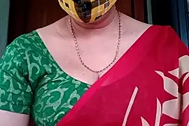 Hot-Mamoni nude closeups on webcam for live sex video chat