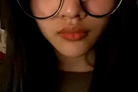 Krixxi22 nude closeups on webcam for live sex video chat
