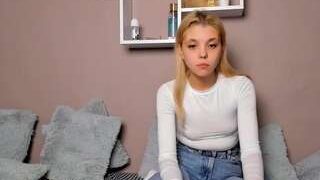 LelooKittu nude before webcamcam – live sex chat