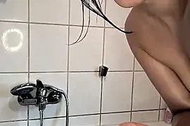 Linalicious nude closeups on webcam for live sex video chat