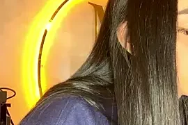 Maddy_bronw nude closeups on webcam for live sex video chat