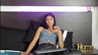 EmyT18 nude before webcamcam – live sex chat