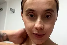 evie_cariso1 nude closeups on webcam for live sex video chat