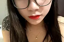 mayybb nude closeups on webcam for live sex video chat