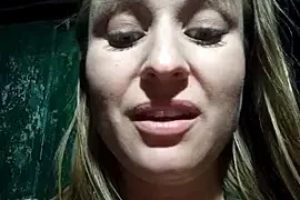 Olaya-Buzzz nude closeups on webcam for live sex video chat