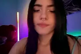 ShannonShanny nude closeups on webcam for live sex video chat