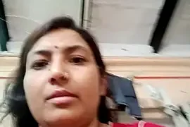 Hot-mom108 nude closeups on webcam for live sex video chat