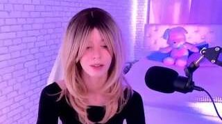 Marylim nude before webcamcam – live sex chat