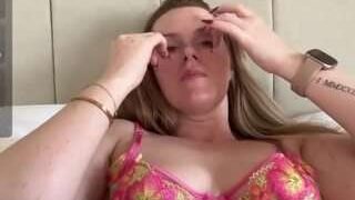 Naughty-rosie nude before webcamcam – live sex chat