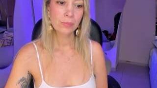 EvaRandall nude before webcamcam – live sex chat