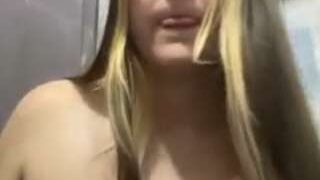 Sexiana nude before webcamcam – live sex chat