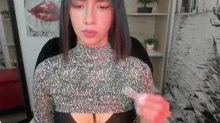 Bonnieshyy nude before webcamcam – live sex chat