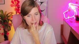 Hailey-Green nude before webcamcam – live sex chat