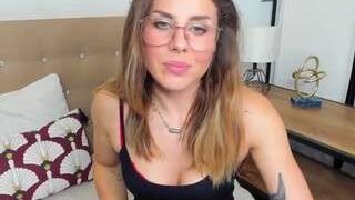 JuliaSensual nude before webcamcam – live sex chat