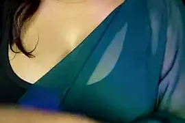 SexyAndHottie nude closeups on webcam for live sex video chat