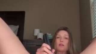 Kyliebkillinit nude before webcamcam – live sex chat