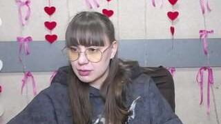 SusieMultigirl nude before webcamcam – live sex chat