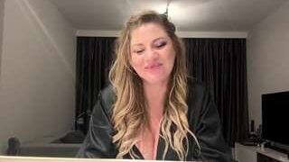 VeliaBloom69 nude before webcamcam – live sex chat