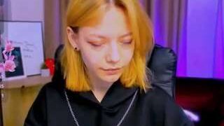 Lendifik nude before webcamcam – live sex chat