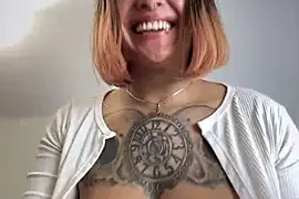 Rae_Lil_White nude closeups on webcam for live sex video chat