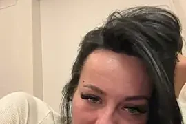 juicylucie nude closeups on webcam for live sex video chat