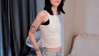 MoiraHigh nude before webcamcam – live sex chat