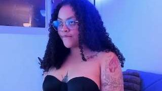 Ahlyaa nude before webcamcam – live sex chat