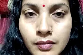 Arini_Arora nude closeups on webcam for live sex video chat