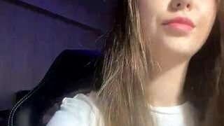 MaydaChing nude before webcamcam – live sex chat