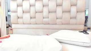 Natasha-Swam nude before webcamcam – live sex chat
