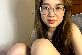 Niraa3 nude closeups on webcam for live sex video chat