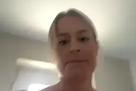 AvaRoseUK nude closeups on webcam for live sex video chat