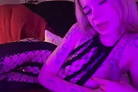 marnemzavar444 nude closeups on webcam for live sex video chat