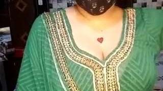Priya-32 nude before webcamcam – live sex chat
